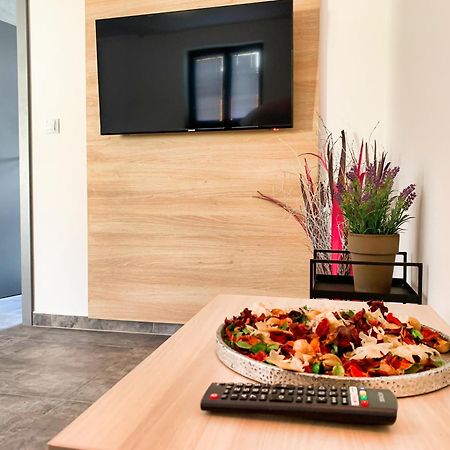 Apartmanove Domy Lipno 1 弗林布尔克 外观 照片