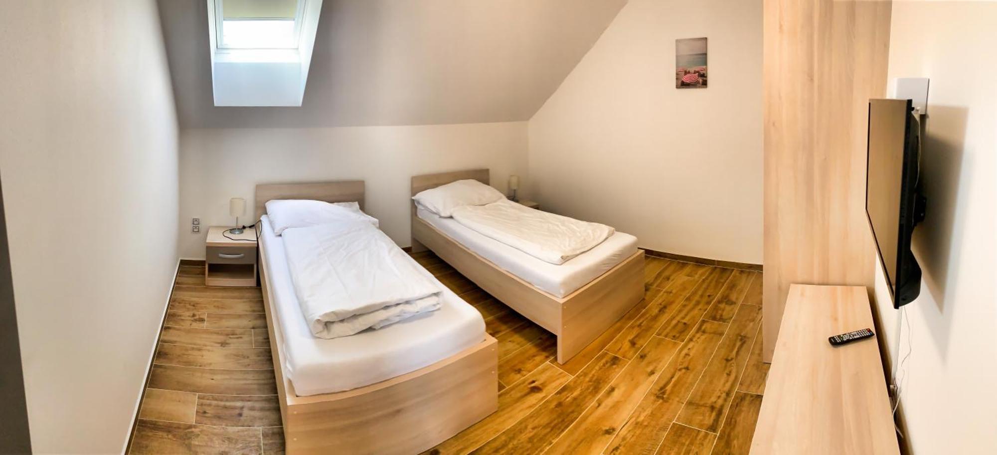 Apartmanove Domy Lipno 1 弗林布尔克 外观 照片