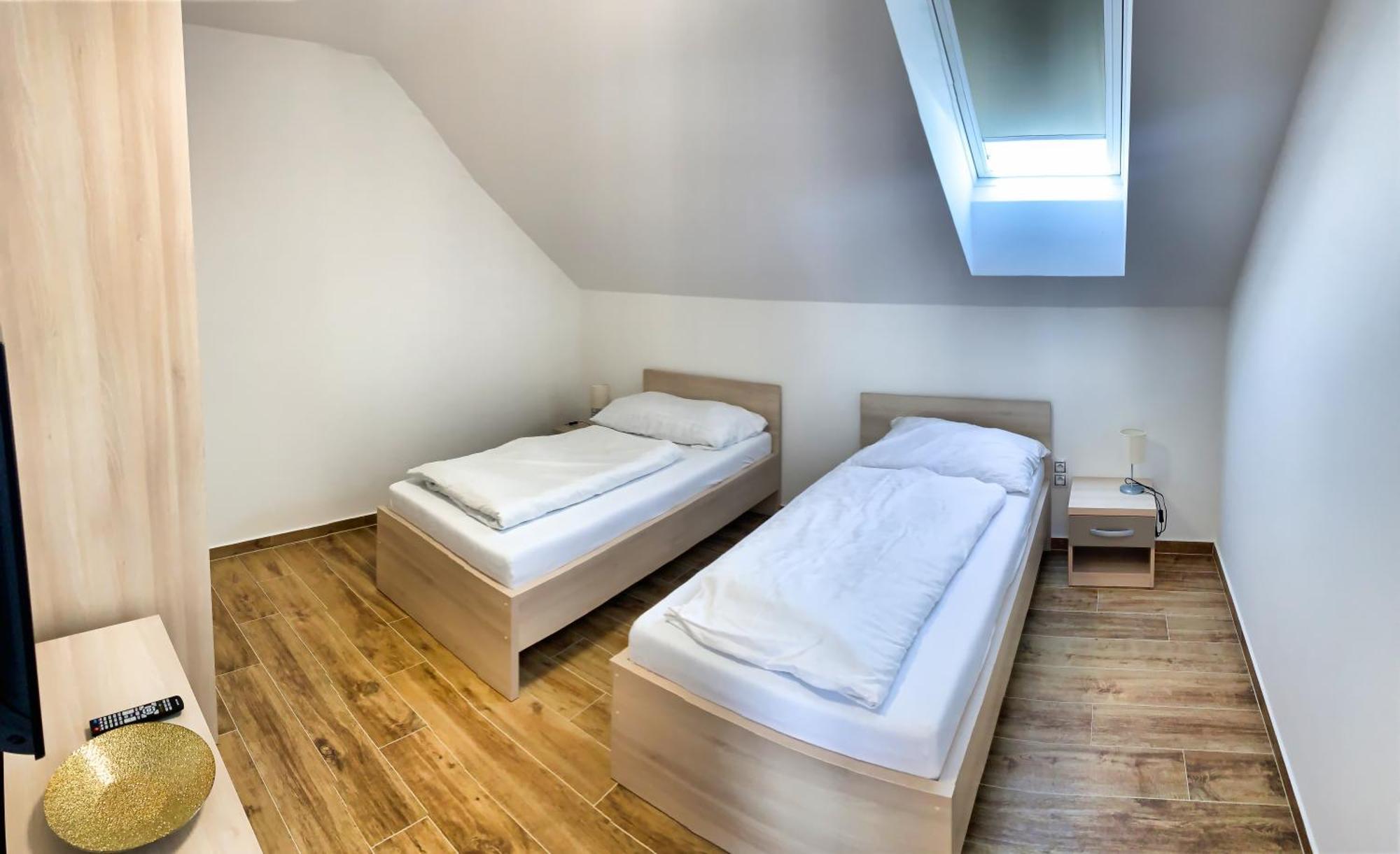 Apartmanove Domy Lipno 1 弗林布尔克 外观 照片